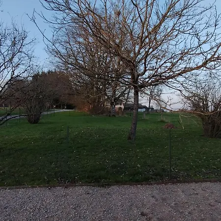 6 Pers Avec Chemins De Randonnée Et Station Thermale à Proximité - Fr-1-589-631 Montmotier