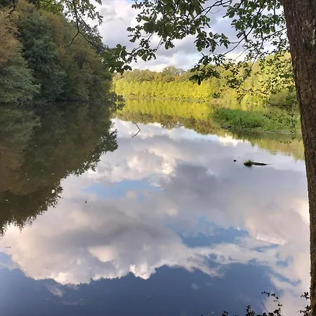 6 Pers Avec Chemins De Randonnee Et Station Thermale A Proximite - Fr-1-589-631 Holiday home *