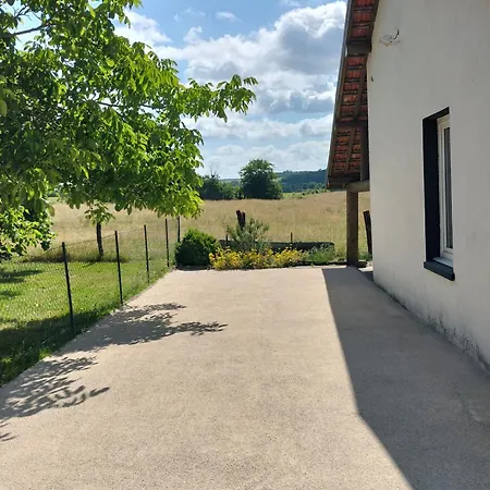 6 Pers Avec Chemins De Randonnée Et Station Thermale à Proximité - Fr-1-589-631 Casa di campagna *