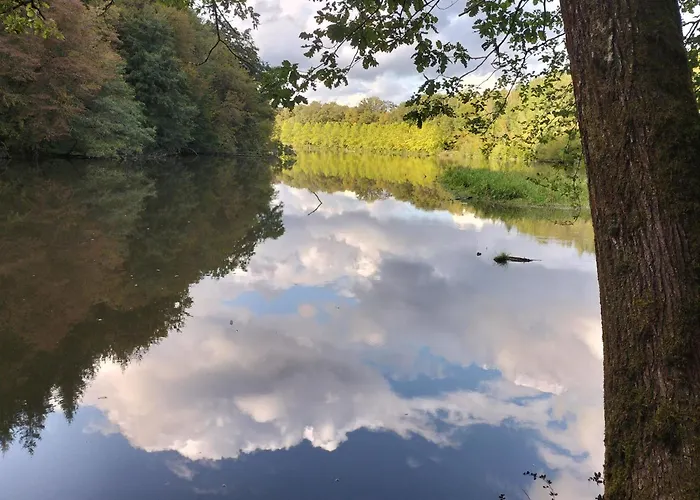 6 Pers Avec Chemins De Randonnee Et Station Thermale A Proximite - Fr-1-589-631 Holiday home *